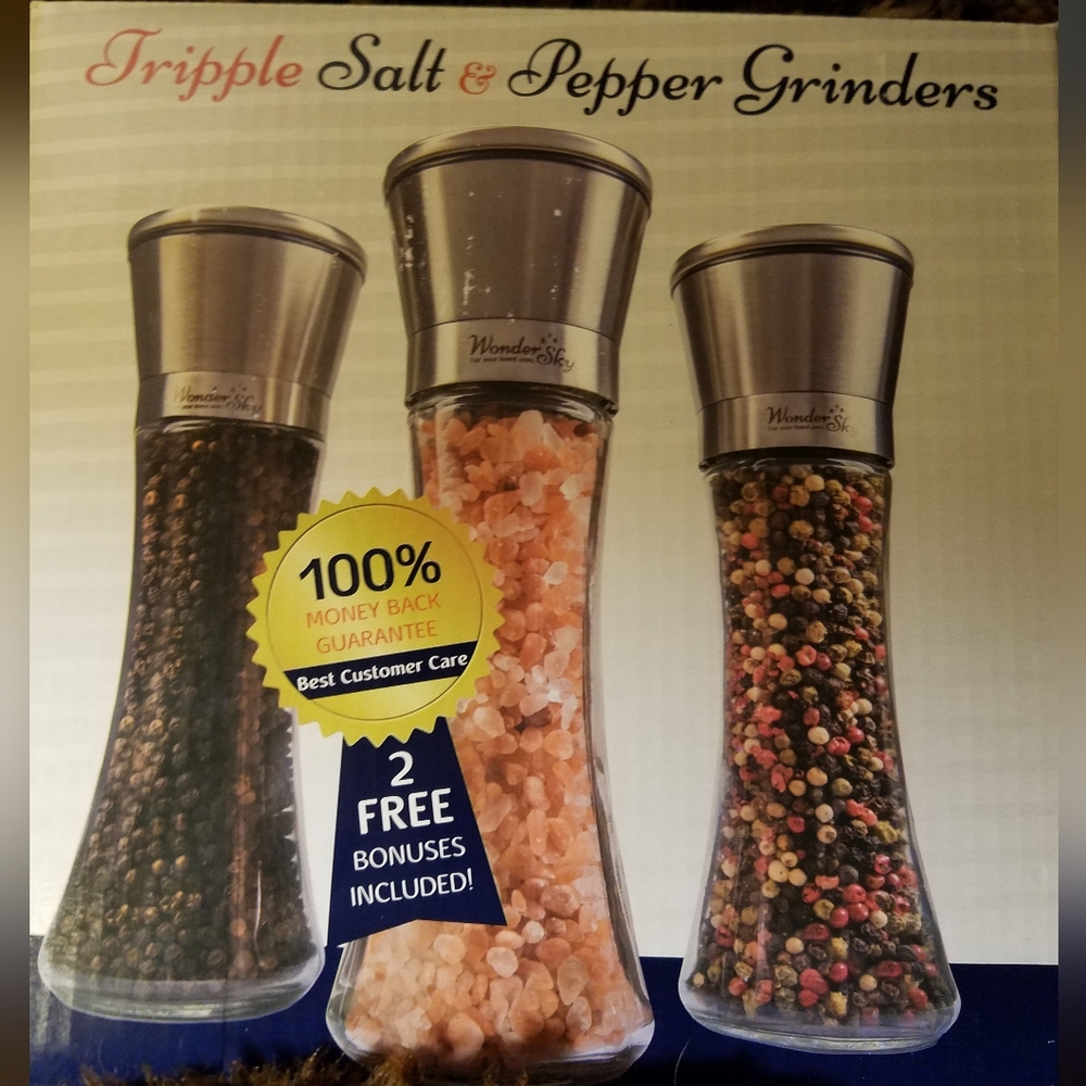 3 SALT AND PEPPER GRINDERS